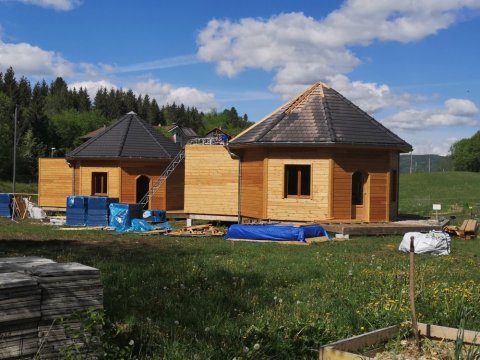 Réalisation de maison atypique en ossature bois dans l’Ain